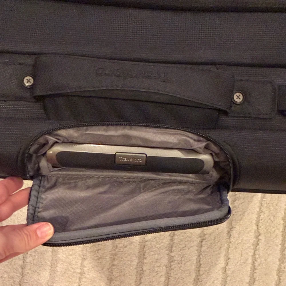 Travelpro Black Rolling Garment Bag Carry-On Luggage Suit Bag